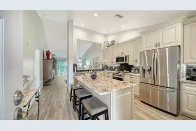 8750 Olde Hickory Avenue #9305, Sarasota, FL 34238 - Photo 2