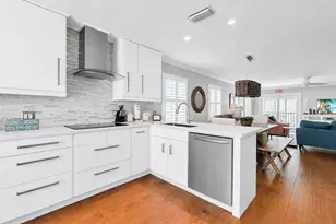 2300 Avenue B, Bradenton Beach, FL 34217 - Photo 14