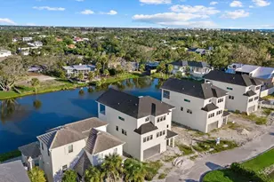6901 Bochi Cir, Sarasota, FL 34242 - Photo 14