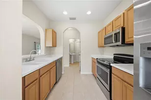 335 Cape Harbour Loop, Bradenton, FL 34212 - Photo 4