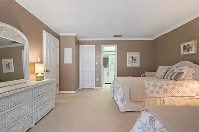 711 Manatee Avenue, Holmes Beach, FL 34217 - Photo 20