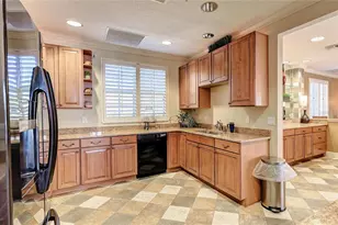 6482 Water Crest Way, Lakewood Ranch, FL 34202 - Photo 14