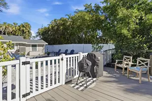 27 Michiana Dr, Terra Ceia, FL 34250 - Photo 4