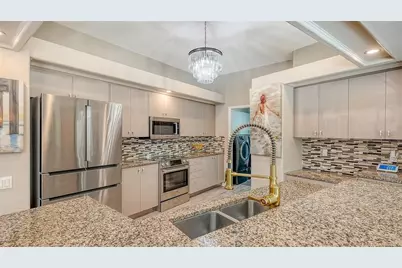 6801 Erica Lane, Sarasota, FL 34241 - Photo 20