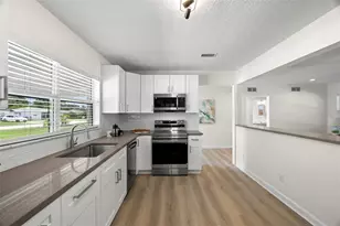 5813 18th Ave S, Gulfport, FL 33707 - Photo 10