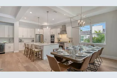 1537 Siesta Drive, Sarasota, FL 34239 - Photo 24