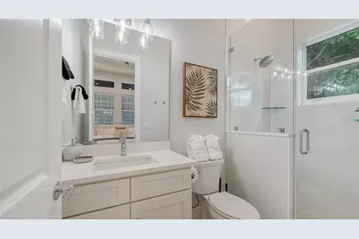 1537 Siesta Drive, Sarasota, FL 34239 - Photo 46