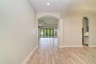 5819 Title Row Dr, Bradenton, FL 34210 - Photo 6