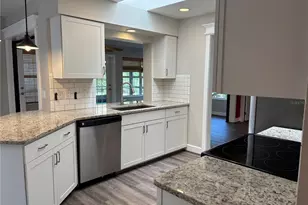10123 Bay Ave, Englewood, FL 34224 - Photo 12