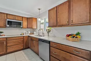 361 Scott Ave, Sarasota, FL 34243 - Photo 18