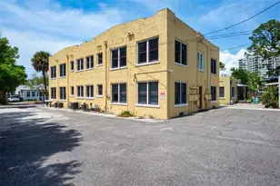 325 Ohio Pl, Sarasota, FL 34236 - Photo 2
