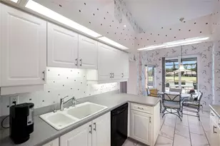 2893 Sandringham Pl, Sarasota, FL 34235 - Photo 16