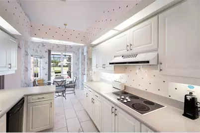 2893 Sandringham Place, Sarasota, FL 34235 - Photo 16
