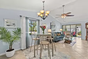 2723 60th Ave Dr W, Bradenton, FL 34207 - Photo 1
