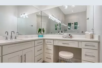 1537 Siesta Drive, Sarasota, FL 34239 - Photo 46