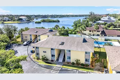 101 Louella Lane #11, Nokomis, FL 34275 - Photo 2