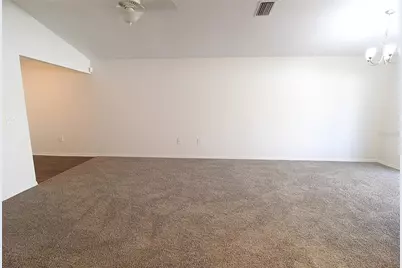 2211 11th Avenue E, Palmetto, FL 34221 - Photo 4