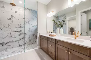 10418 Morning Mist Ln, Sarasota, FL 34241 - Photo 4