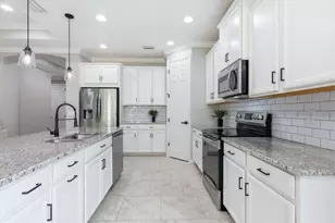 332 Toscavilla Blvd, Nokomis, FL 34275 - Photo 18