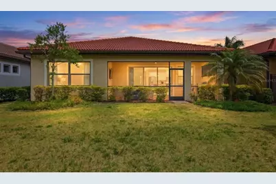 332 Toscavilla Boulevard, Nokomis, FL 34275 - Photo 2