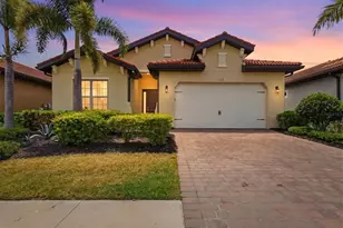 332 Toscavilla Blvd, Nokomis, FL 34275 - Photo 2