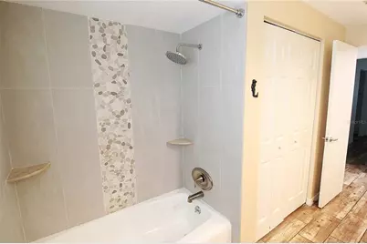 5521 Yorkshire Way, Sarasota, FL 34231 - Photo 8