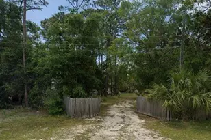915 Lundy Ln SE, Steinhatchee, FL 32359 - Photo 1