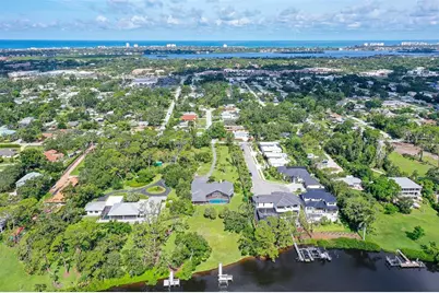 4935 Riverwood Avenue, Sarasota, FL 34231 - Photo 18