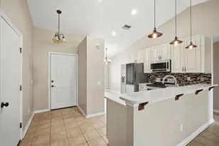 11609 4th Ave E, Bradenton, FL 34212 - Photo 4