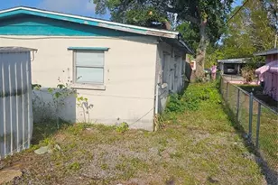 2814 Palmadelia Ave, Sarasota, FL 34234 - Photo 22