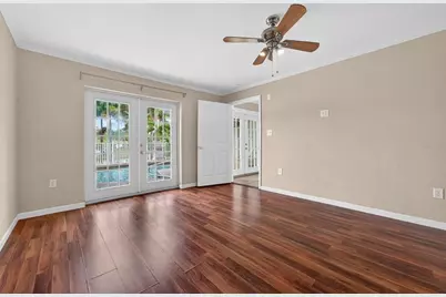 2555 Constitution Boulevard, Sarasota, FL 34231 - Photo 22