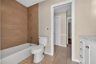 2555 Constitution Blvd, Sarasota, FL 34231 - Photo 32