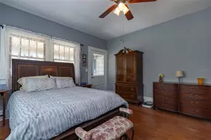 1221 18th St W, Bradenton, FL 34205 - Photo 18