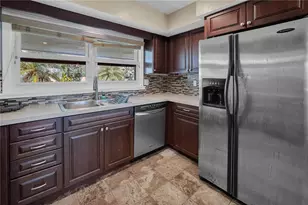 7203 Broughton St, Sarasota, FL 34243 - Photo 6