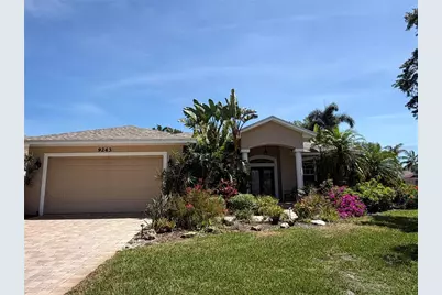 9243 13th Avenue Circle NW, Bradenton, FL 34209 - Photo 2