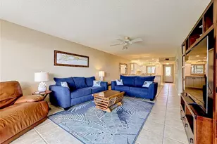 1515 Pelican Point Dr, Sarasota, FL 34231 - Photo 30