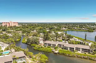 1515 Pelican Point Dr, Sarasota, FL 34231 - Photo 54