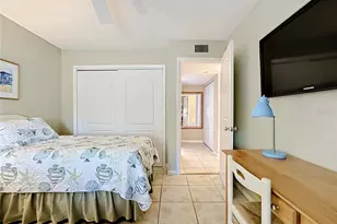 1515 Pelican Point Dr, Sarasota, FL 34231 - Photo 34