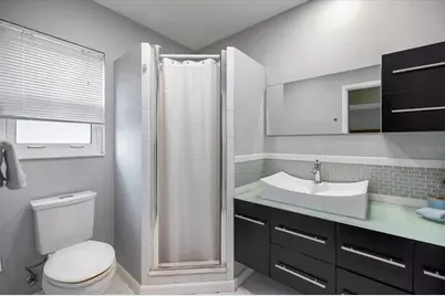 818 Plum Tree Lane, Sarasota, FL 34243 - Photo 28