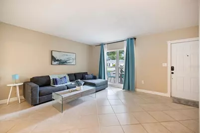 818 Plum Tree Lane, Sarasota, FL 34243 - Photo 14