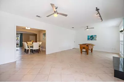 818 Plum Tree Lane, Sarasota, FL 34243 - Photo 16