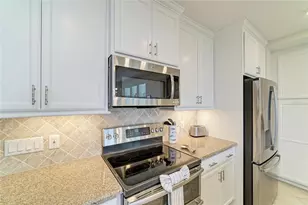 392 Aruba Cir, Bradenton, FL 34209 - Photo 12
