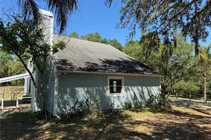19543 Bakersfield Dr, Spring Hill, FL 34610 - Photo 2