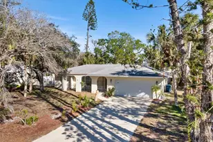5151 Oakmont Pl, Sarasota, FL 34242 - Photo 2