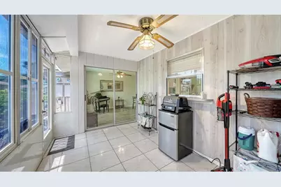 2902 Captiva Gardens Drive #3, Sarasota, FL 34231 - Photo 30