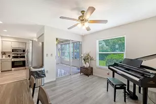 2902 Captiva Gardens Dr, Sarasota, FL 34231 - Photo 18