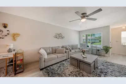 2902 Captiva Gardens Drive #3, Sarasota, FL 34231 - Photo 12