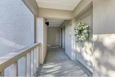5757 Gulf Of Mexico Drive #305, Longboat Key, FL 34228 - Photo 4