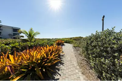 5757 Gulf Of Mexico Drive #305, Longboat Key, FL 34228 - Photo 30