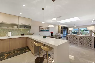 5757 Gulf Of Mexico Drive #305, Longboat Key, FL 34228 - Photo 10